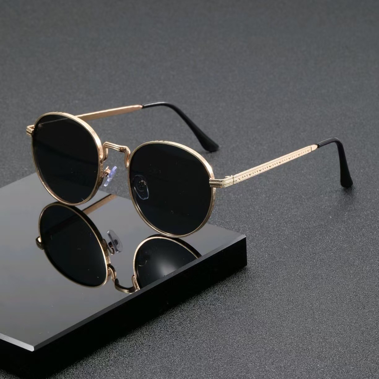 Fashion Classic Round Sunglass - Quality Men'S Accessories recension och pris